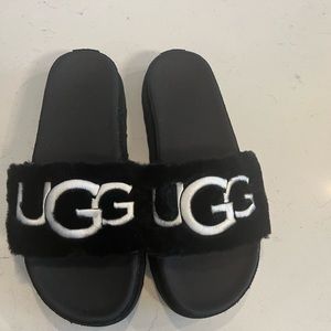 Womens UGG® Laton Fur Slide Sandal Black Size 11